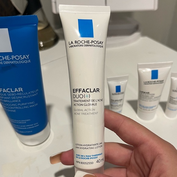 La Roche-Posay Skincare set - Picture 3 of 6